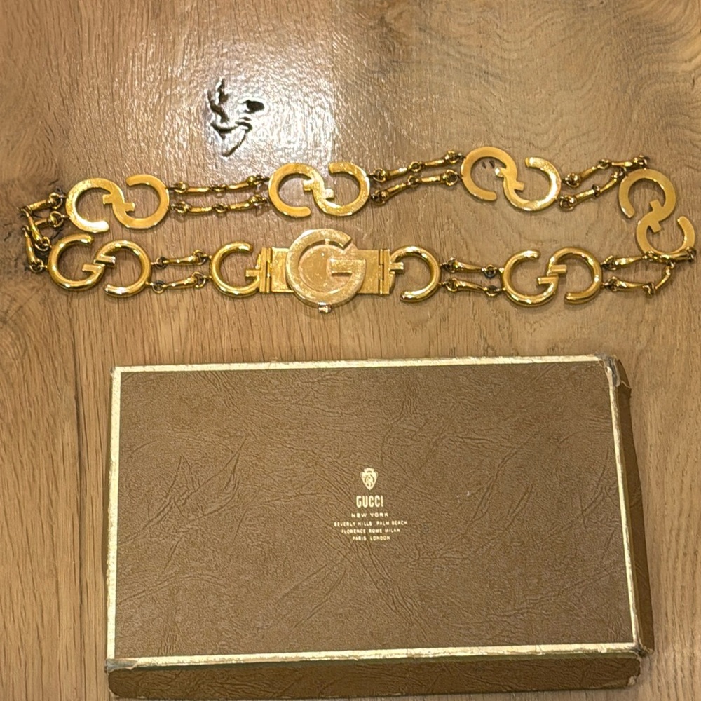 Gucci Vintage Gold GG Logo Chain Belt with original box